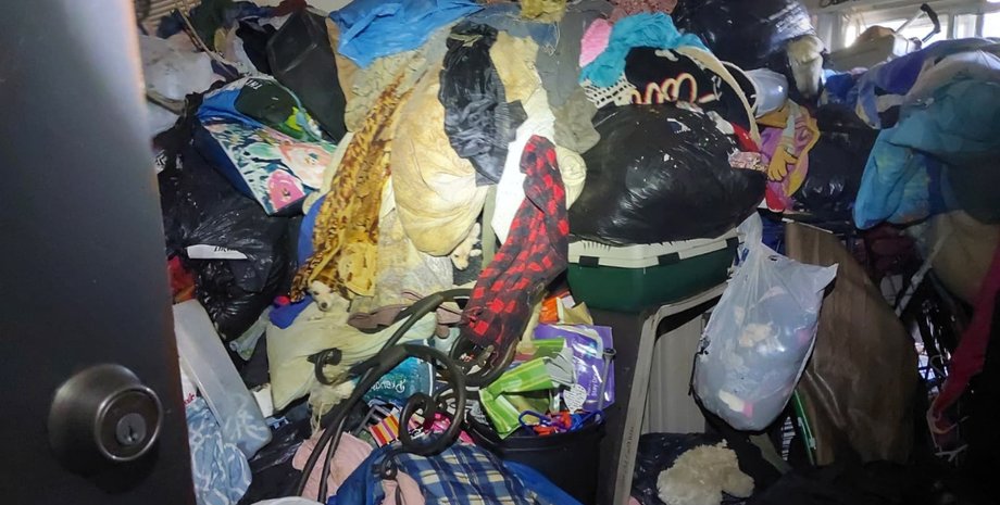 квартира мусор