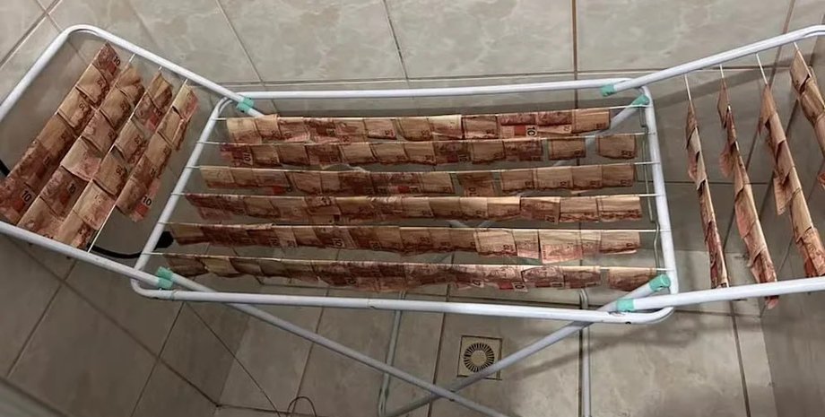 Преступники постирали деньги