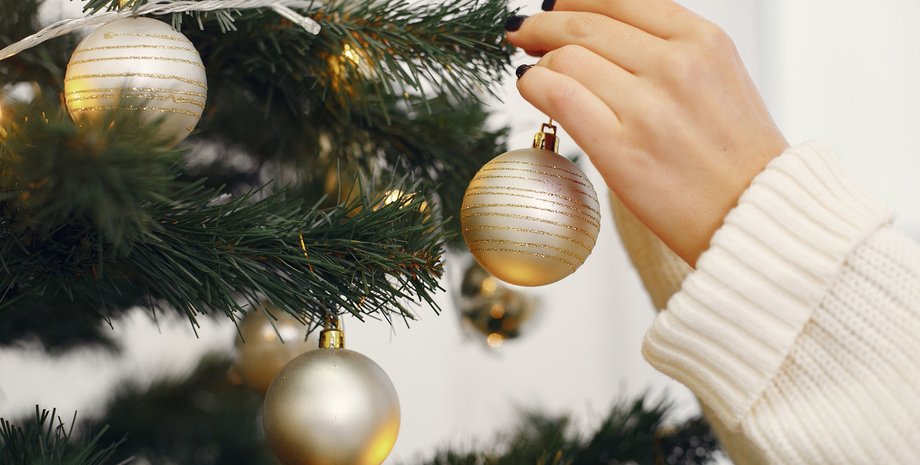 Экологичность и простота: топ главных трендов декора на новогодние праздники в 2025