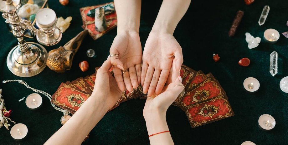 Громкое разоблачение: в полиции рассказали о махинациях и состоянии известной "шаманки"