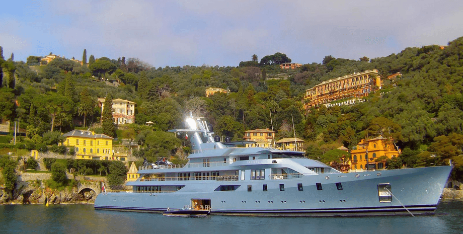 Суперъяхта российского миллиардера Леонида Михельсона стоимостью около 150 миллионов долларов