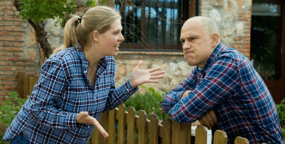 Неожиданный поступок соседа поразил женщину, однако все оказалось значительно хуже