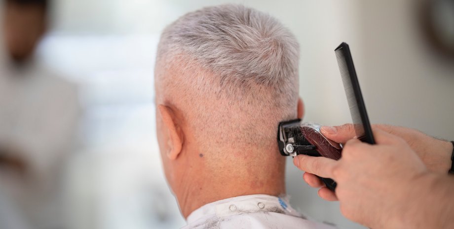 Обычный поход мужчины в парикмахерскую сделал его состоятельным: что он сделал