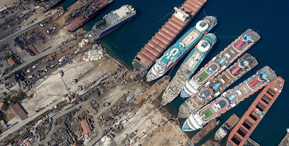 Последний приют легенд: как выглядит самое большое в мире кладбище круизных лайнеров