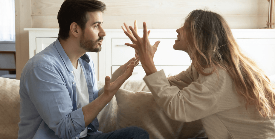 Женщина оказалась под шквалом критики: не пригласила свекровь в путешествие, но берет своих родителей