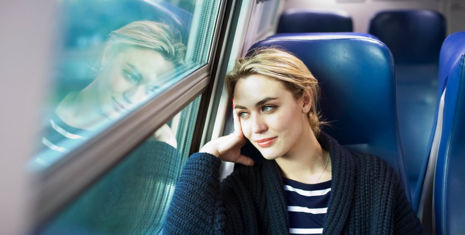 Женщина требовала у пассажирки ее место в поезде: та проучила нахалку на глазах свидетелей